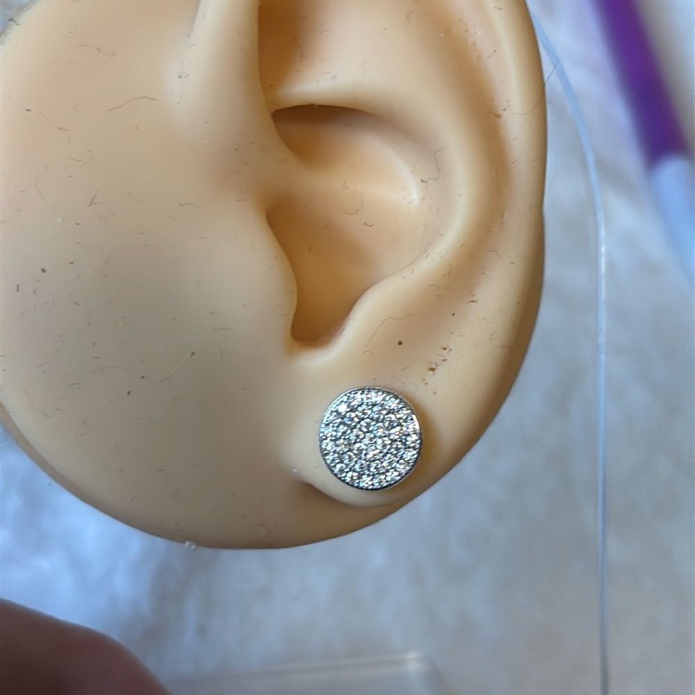 NEW 🩶 .50 Carat Moissanite Stud Earrings 925 Sterling Silver